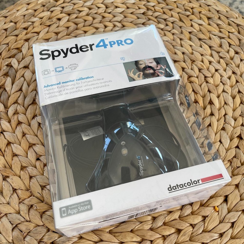 Datacolor Spyder4PRO Display Calibration System - Picture 2 of 8